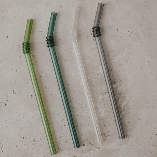 Pailles pliées en verre 20cm vert en lot de 4