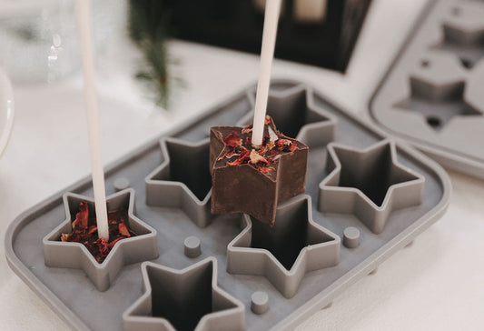 11. Türchen: Schokolade am Stiel aus unseren Eiswürfelformen