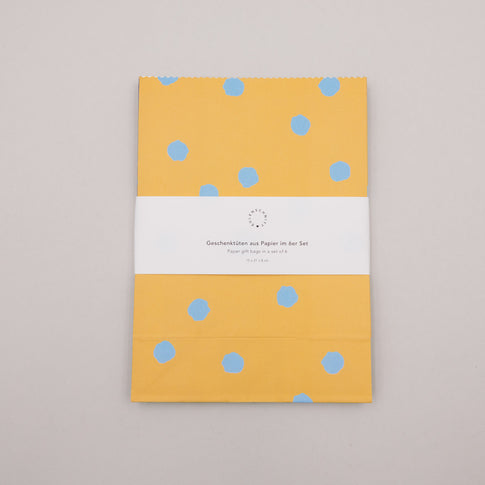 Gefaltetes Papiertüten-Set mit Punkten in Gelb, Teil des 6er Geschenkbeutel-Sets