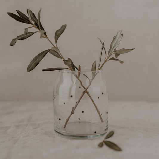 Vase en verre petits pois