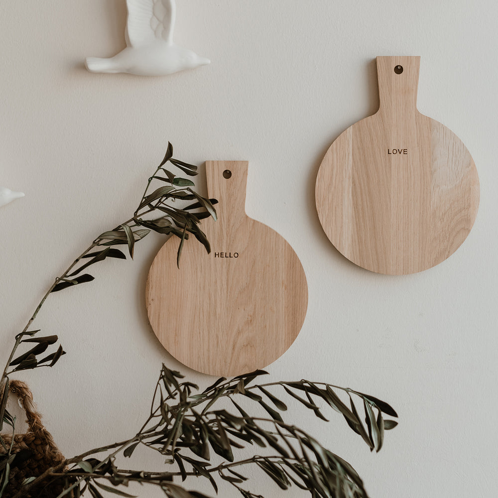 Mini planches à découper Hello Love en chêne en lot de 2