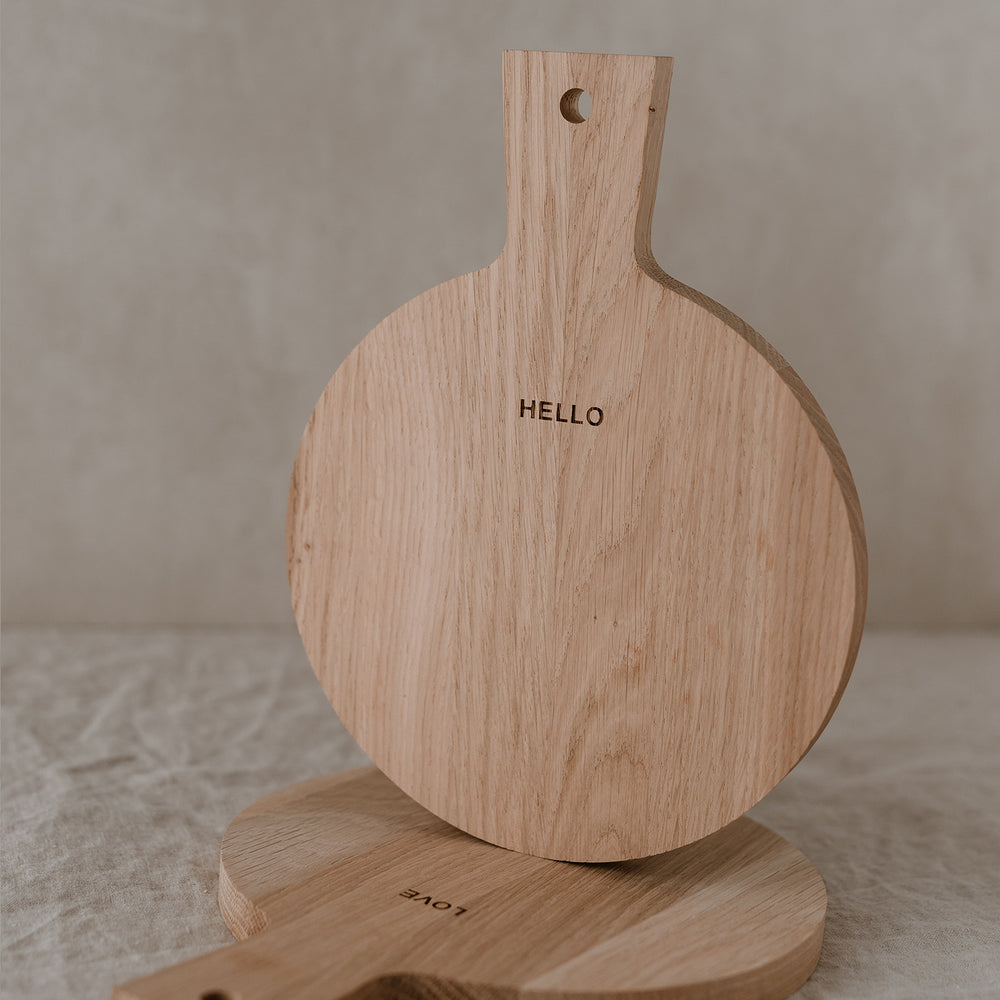 Mini planches à découper Hello Love en chêne en lot de 2