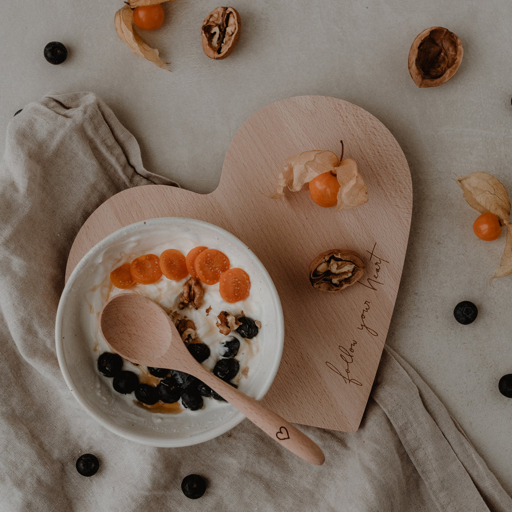 Frühstücksbrett Herz Follow your heart