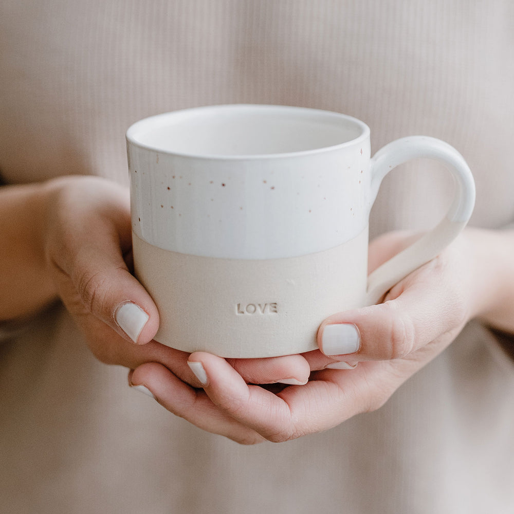 Tasse en grès Love